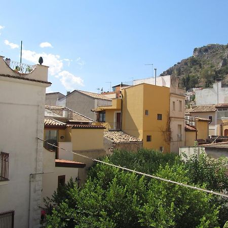 Comeinsicily - Al Teatro Apartment Taormina Exterior foto